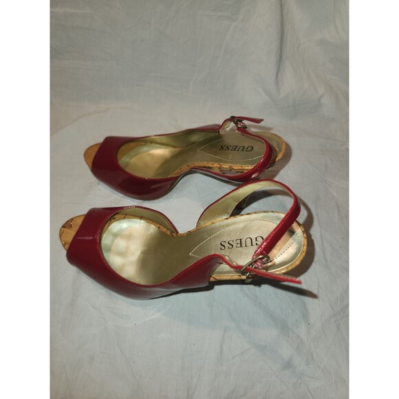 Guess Women's Red Peep Toe Patent Leather Stiletto Heels Pumps Size 7.5 M - Picture 3 of 12